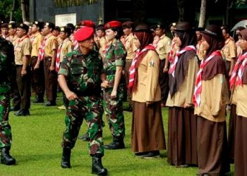 Sako Pramuka Sekawan Persada Nusantara mengikuti pelatihan bela negara di markas Kopassus Cijantung pada 2015 silam. Foto: LINES.