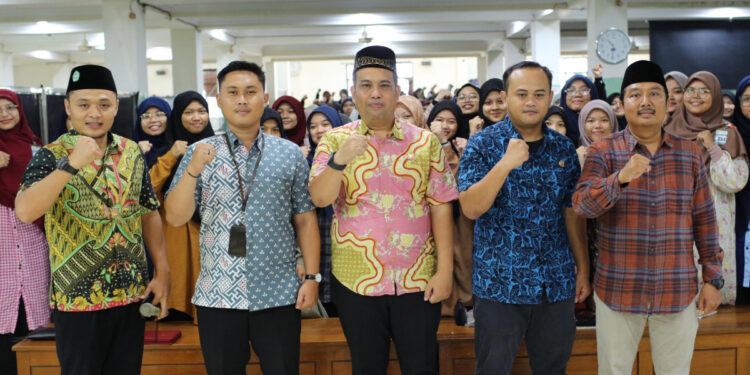 Penyuluhan Hukum di Ponpes Al Ubaidah, Kejari Ingatkan Bahaya Korupsi dan Narkoba
