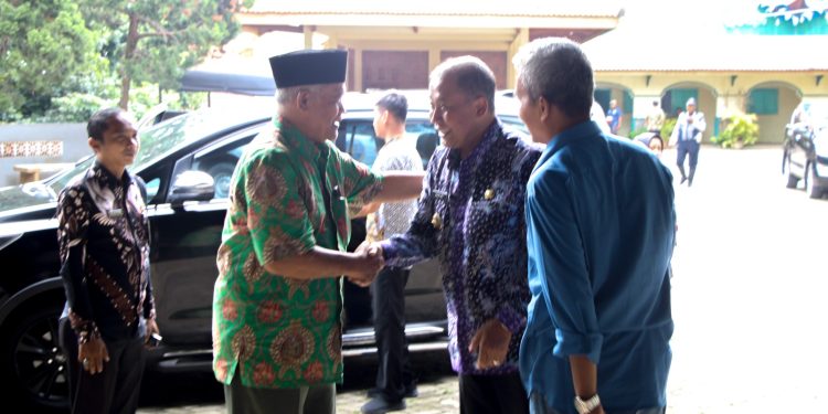 PJ Bupati Jombang Kunjungi Bumi Perkemahan Kosambiwojo Wonosalam Jombang