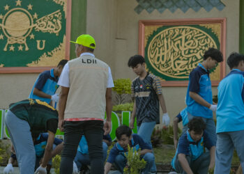Kerja Bersama Bakti Untuk Negeri Sebagai Implementasi 29 Karakter Luhur