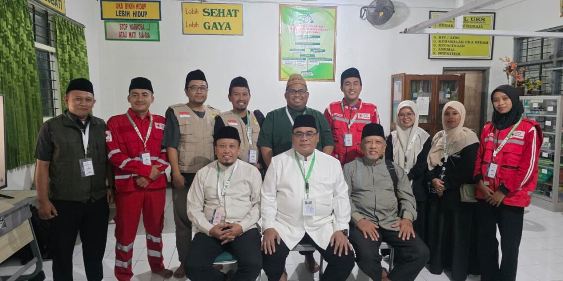 Wujud Toleransi dan Sinergi: Tim Nakes LDII Jombang Siaga 24 Jam Kawal Kesehatan Peserta Muktamar ke-35 NU